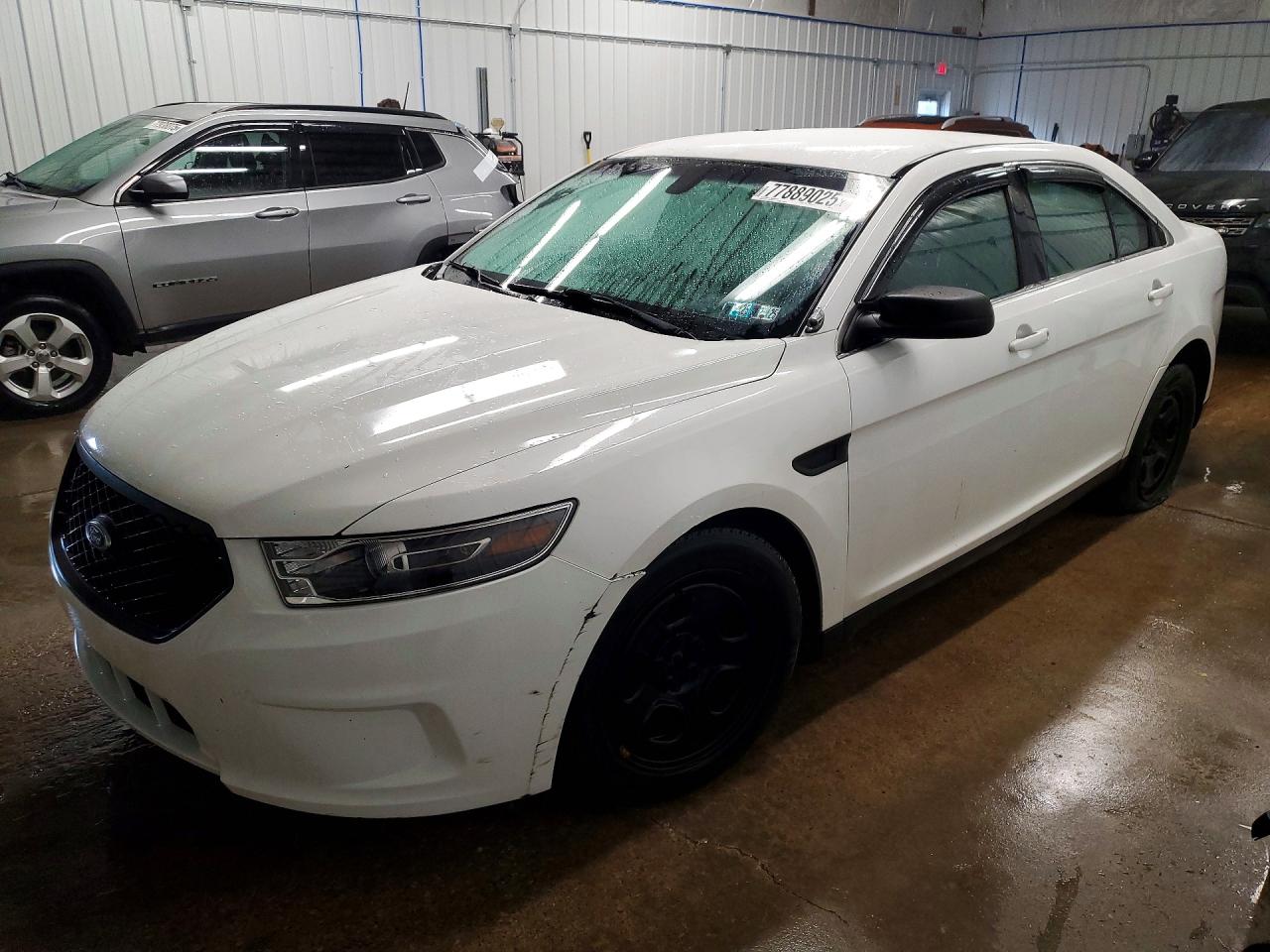 FORD TAURUS 2016