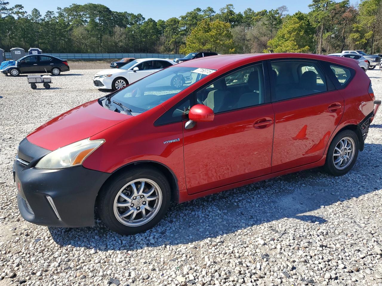 TOYOTA PRIUS V 2013