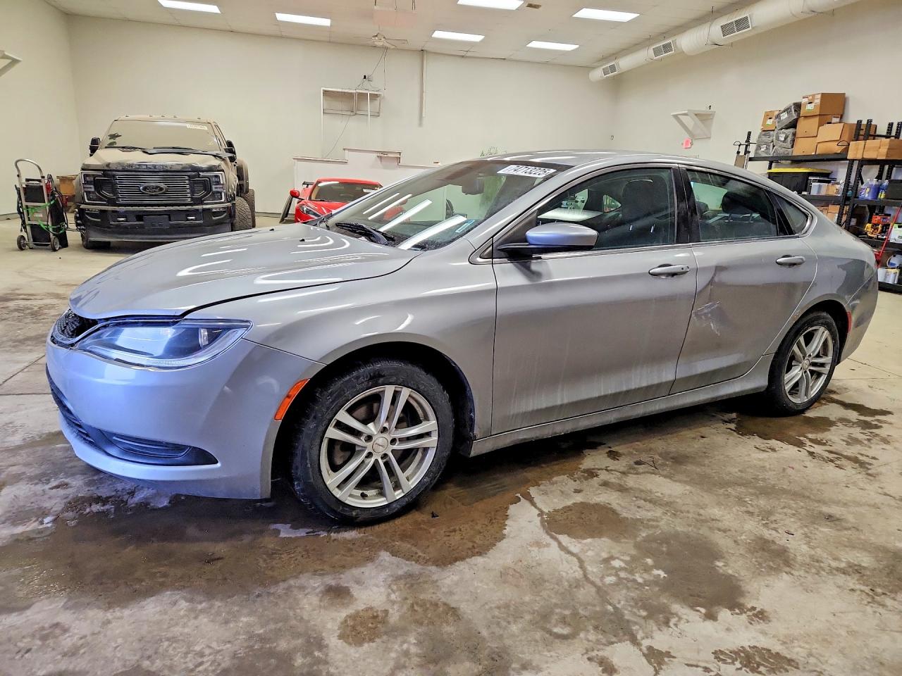 CHRYSLER 200 2015