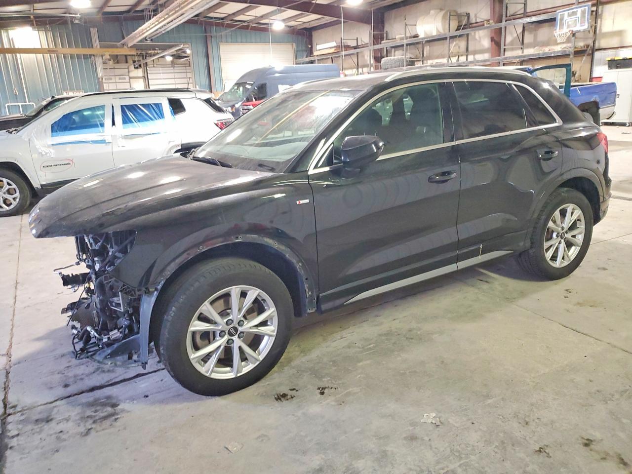 AUDI Q3 2021