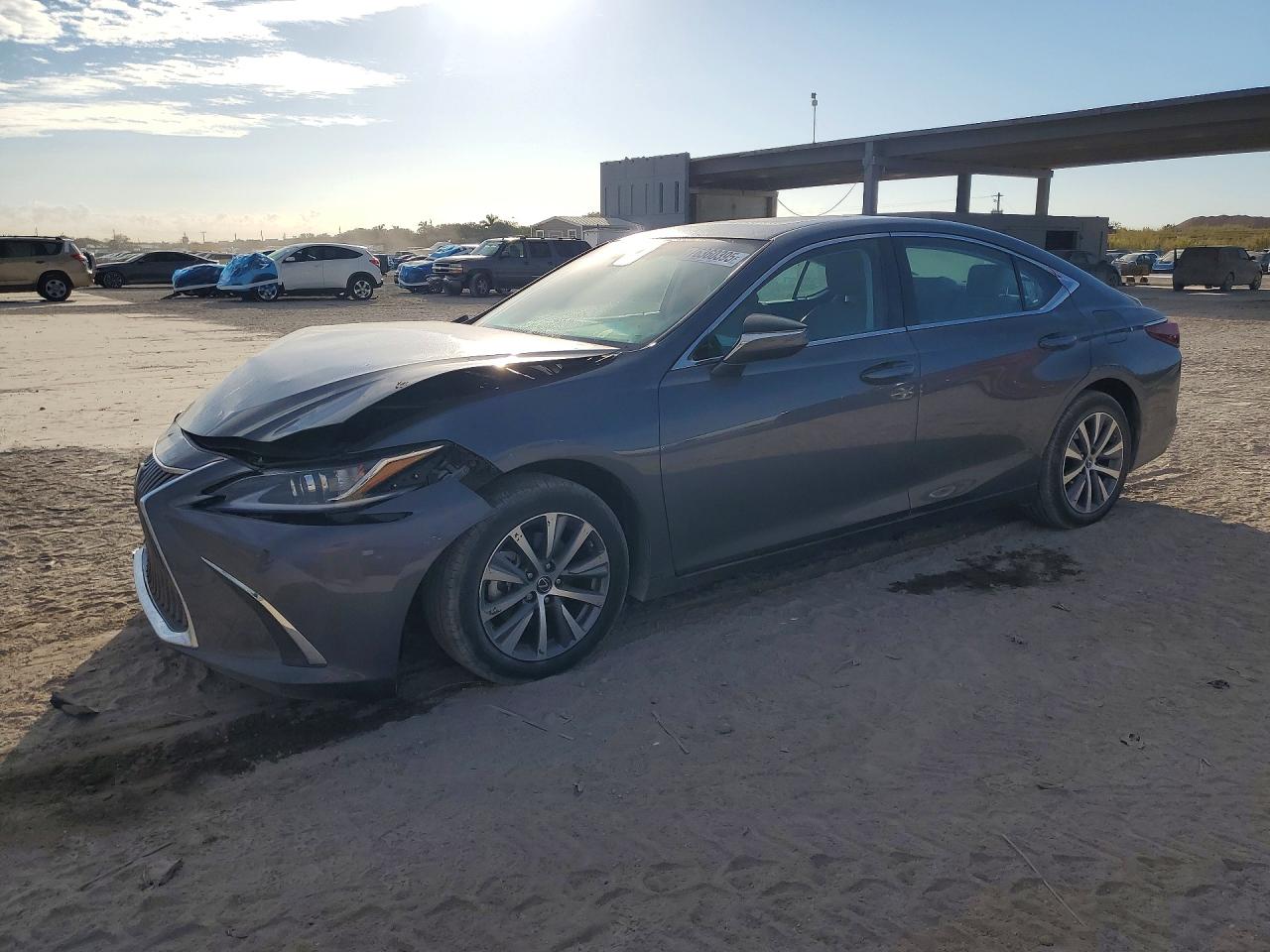 LEXUS ES 2021