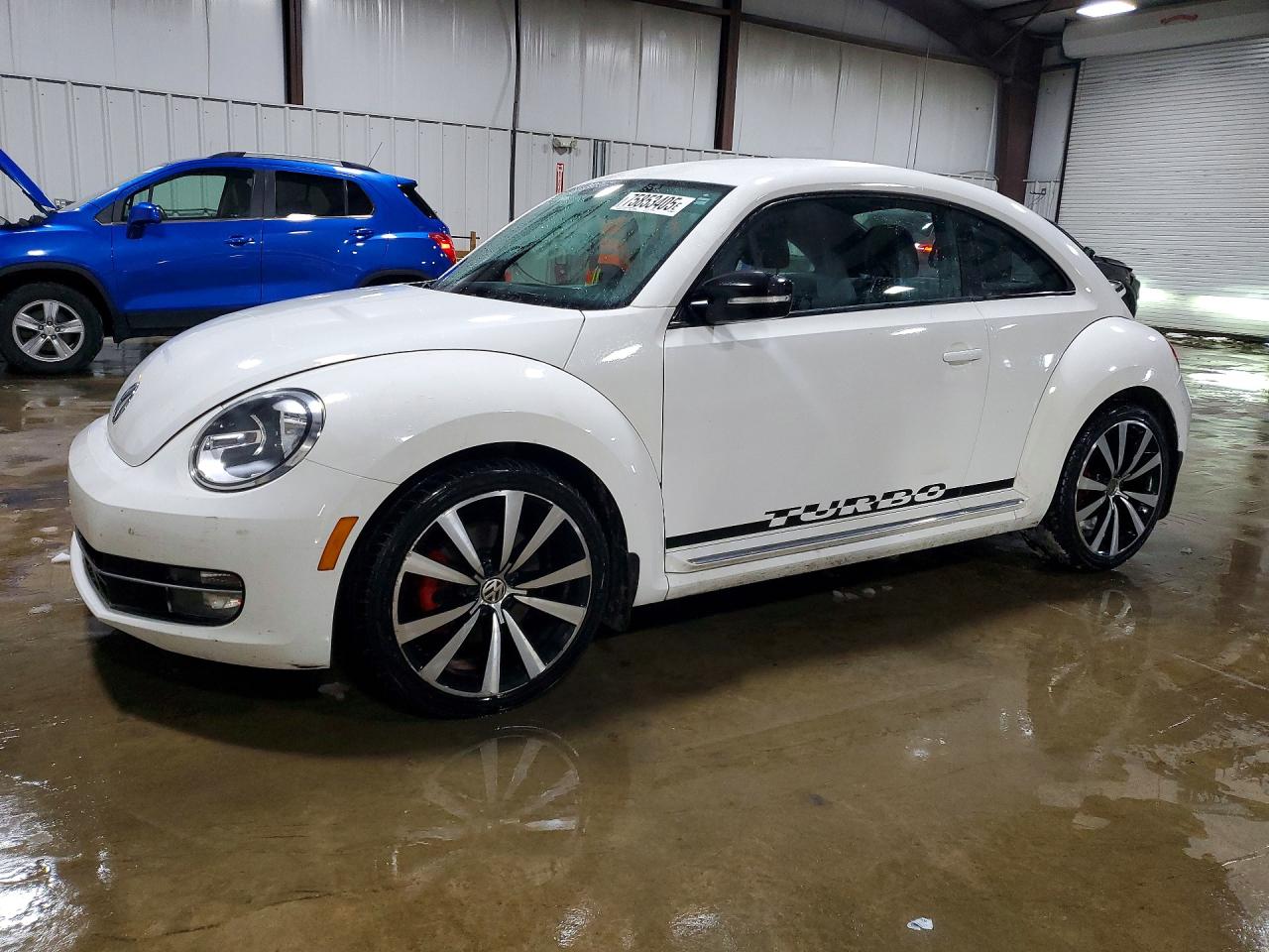 VOLKSWAGEN BEETLE 2012