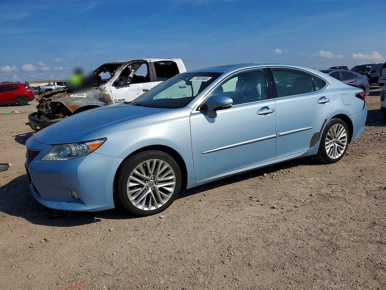 LEXUS ES 2013