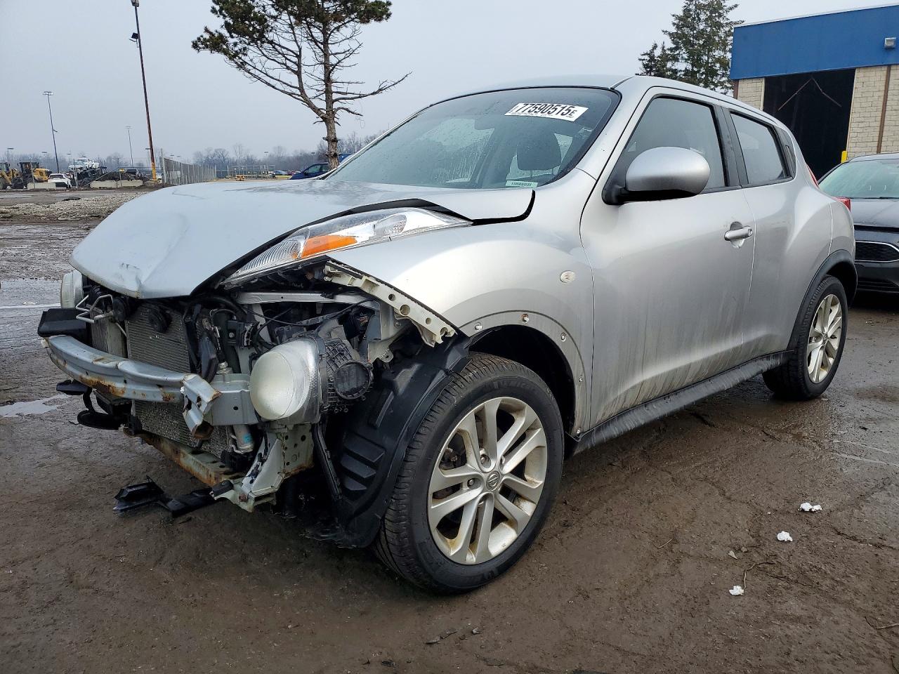 NISSAN JUKE 2012