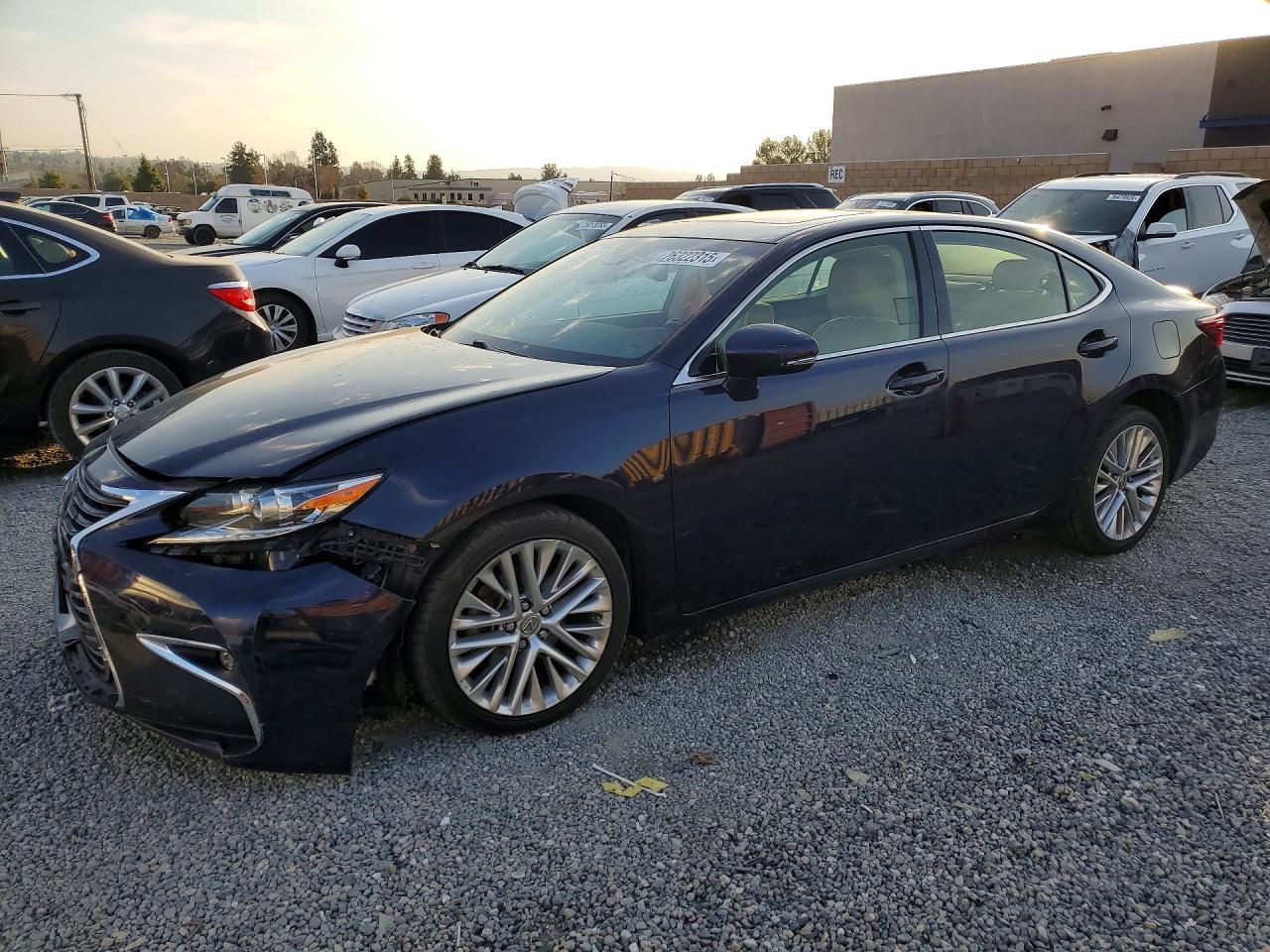 LEXUS ES 2016