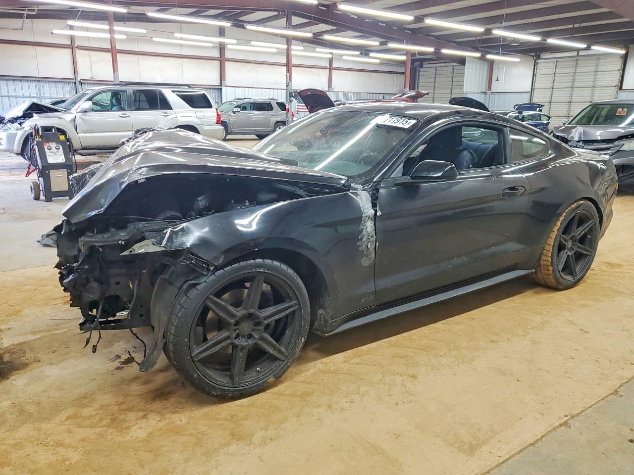 FORD MUSTANG 2015