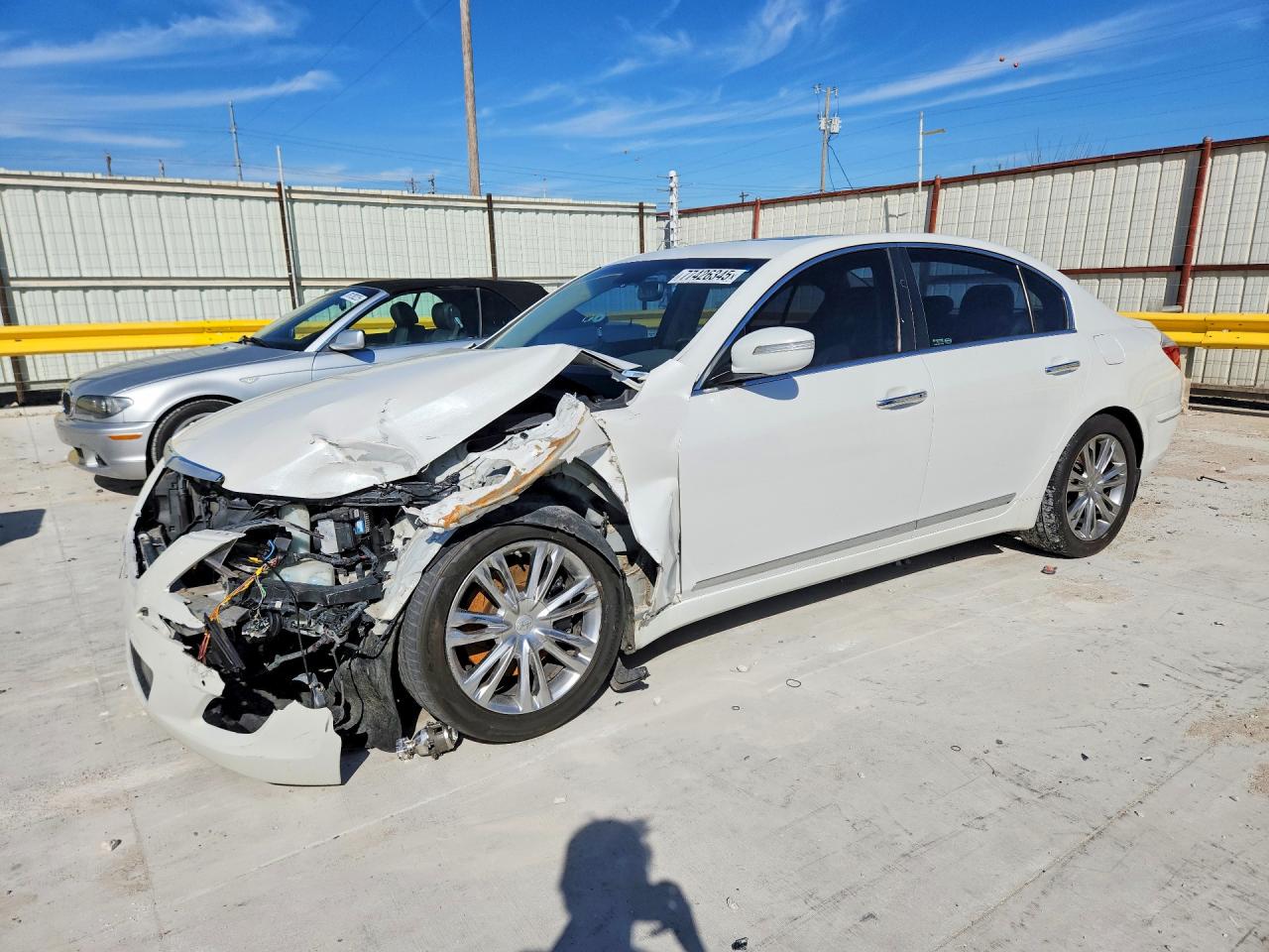 HYUNDAI GENESIS 2011