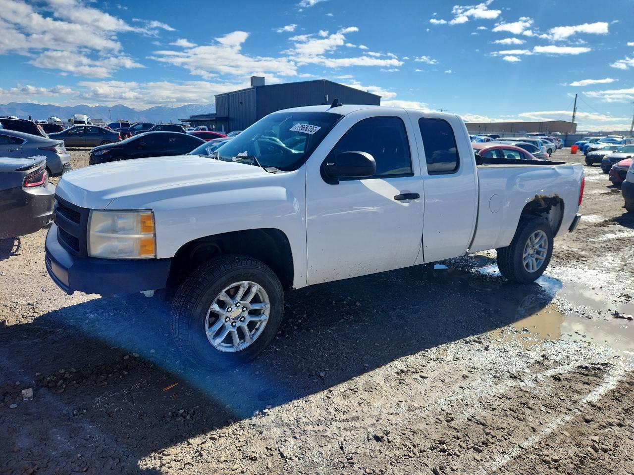 CHEVROLET SILVERADO 2011