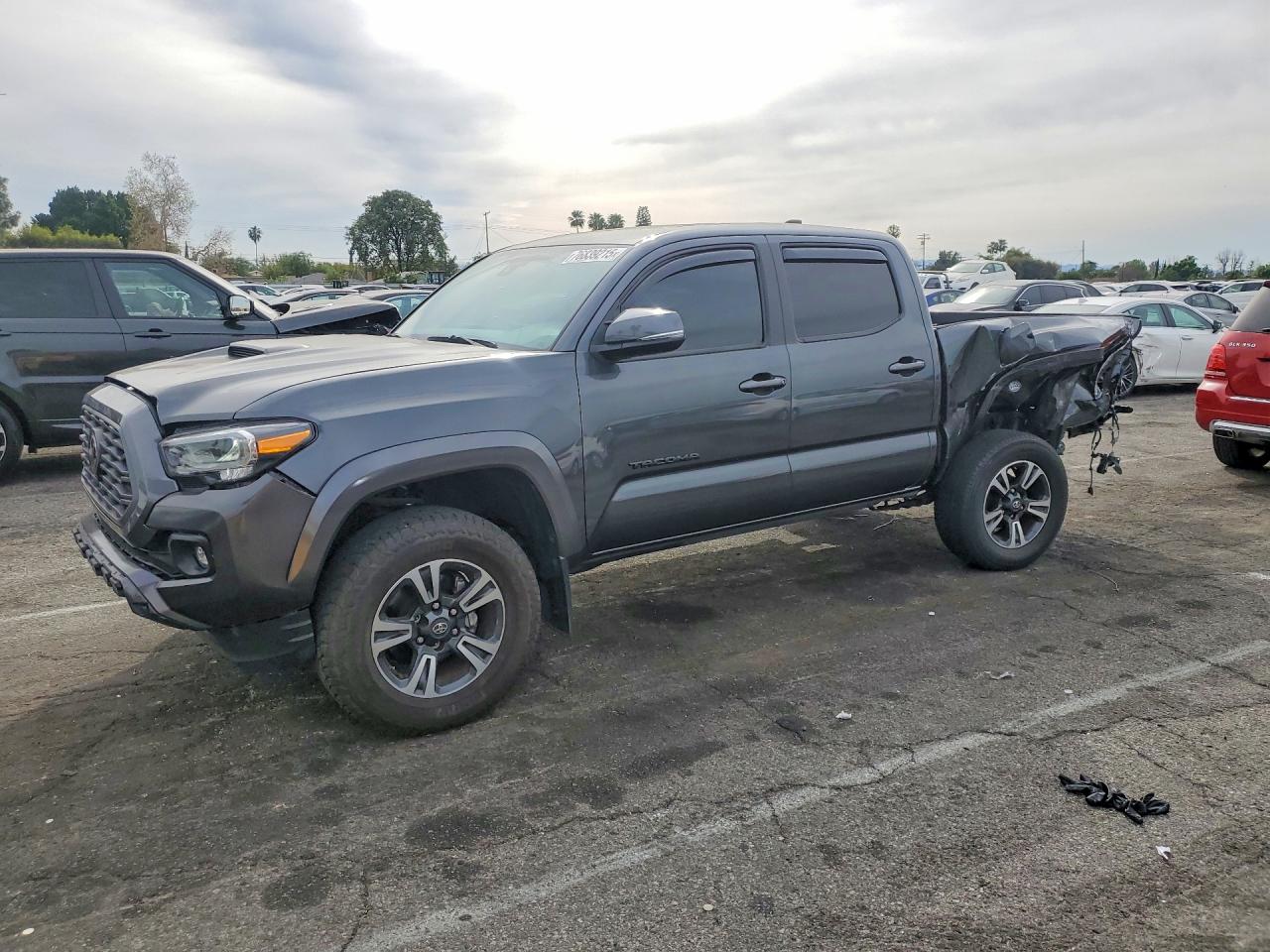 TOYOTA TACOMA 2023