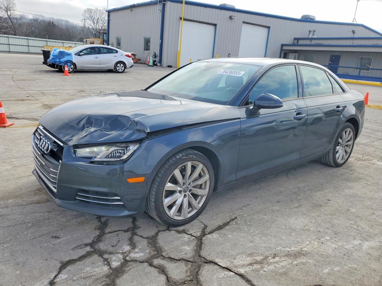 AUDI A4 2017