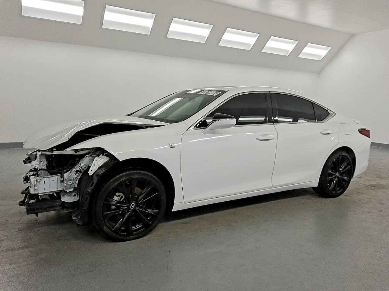 LEXUS ES 2024