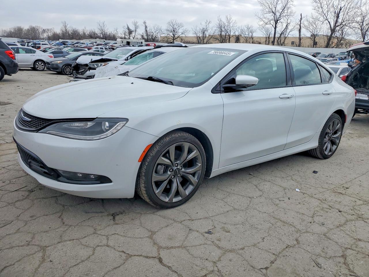 CHRYSLER 200 2015