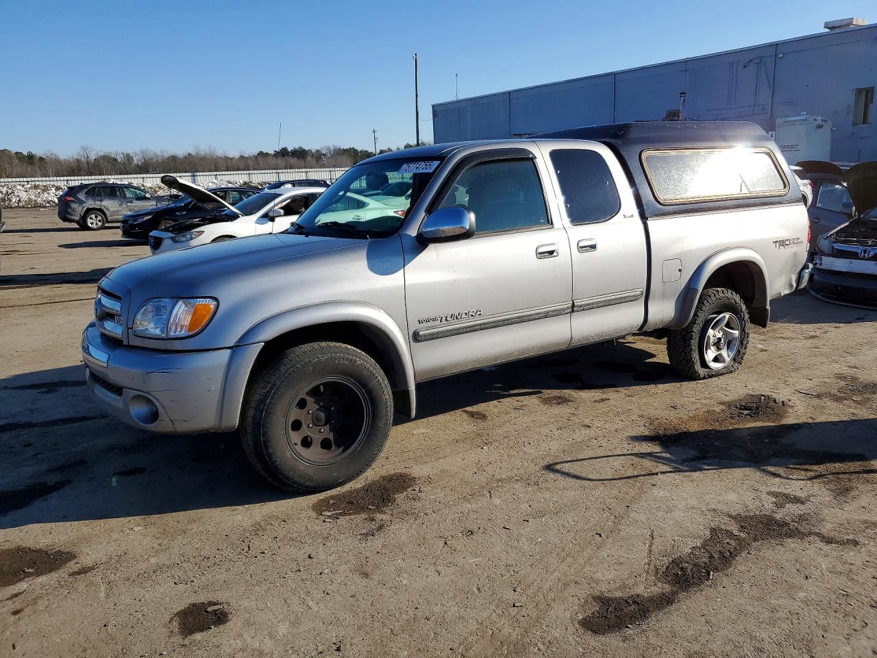 TOYOTA TUNDRA 2004