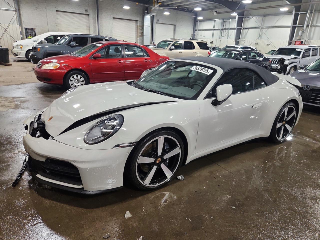 PORSCHE 911 2025