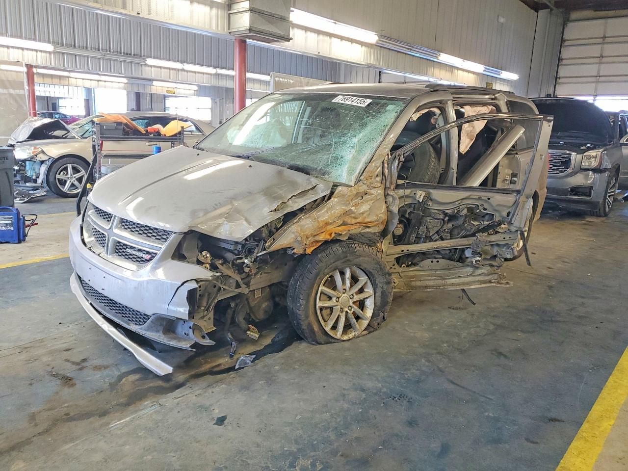 DODGE GRAND CARAVAN 2015