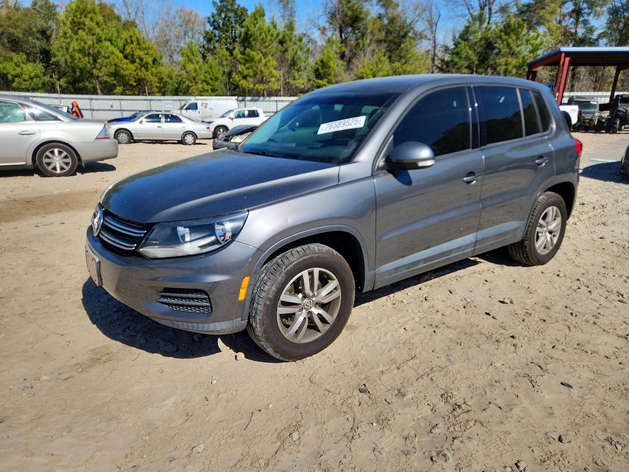 VOLKSWAGEN TIGUAN 2013