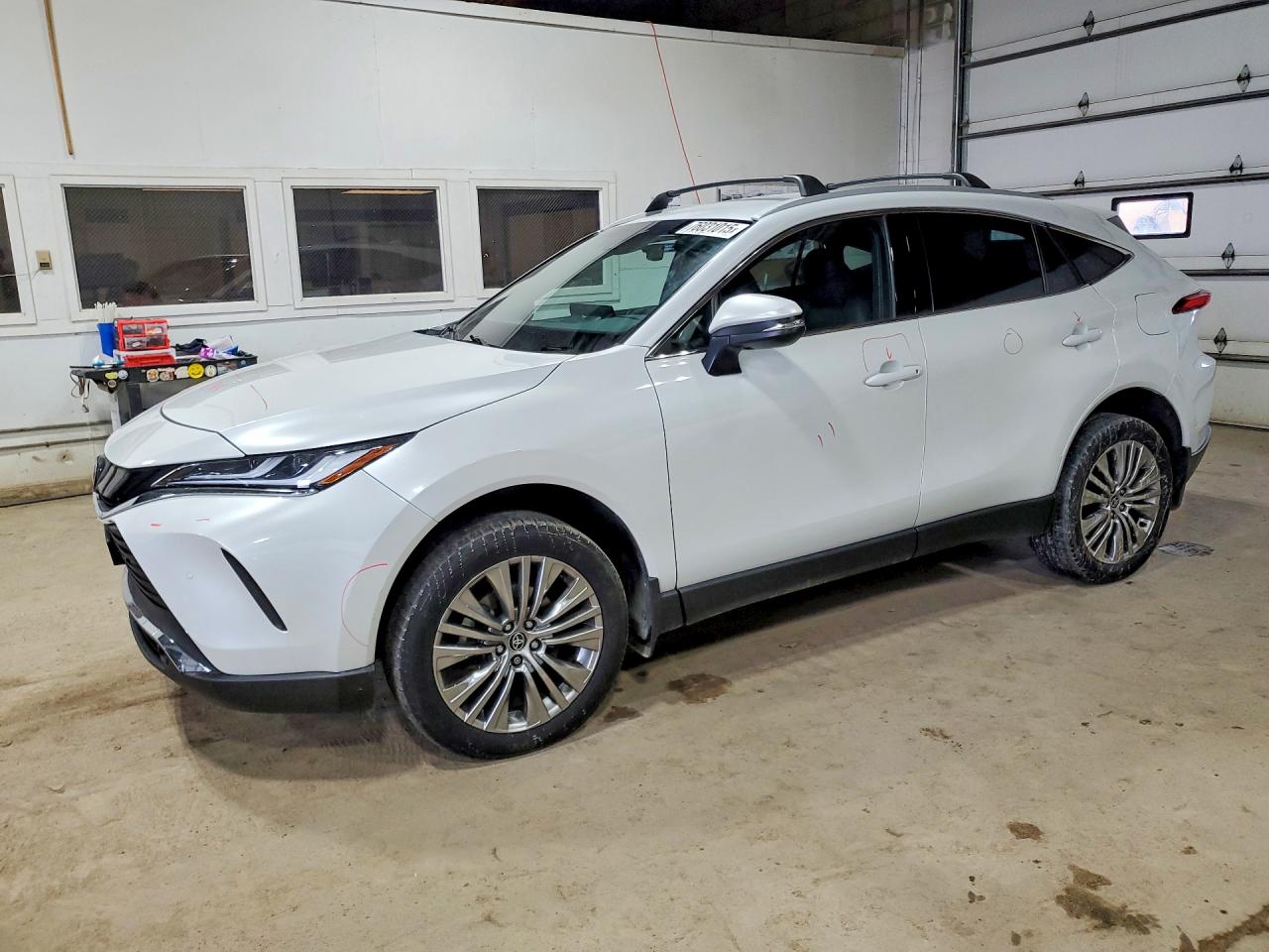 TOYOTA VENZA 2023