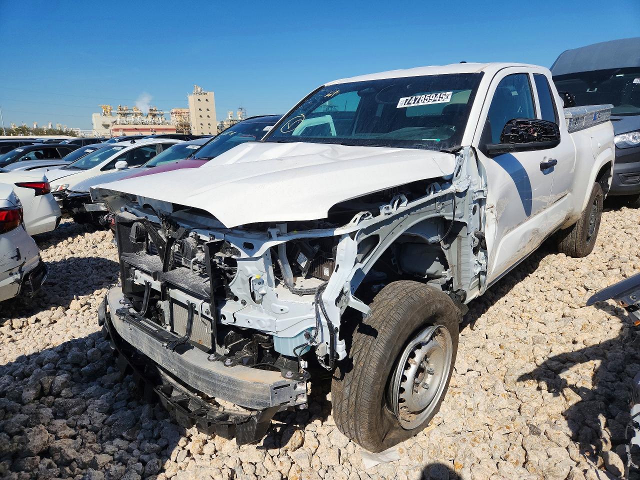 TOYOTA TACOMA 2025
