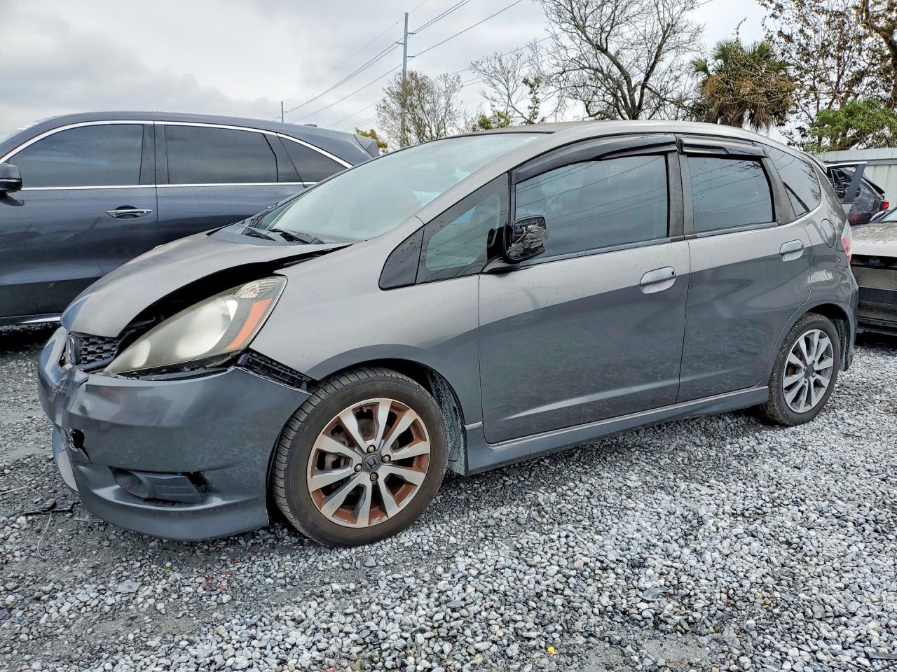 HONDA FIT 2013