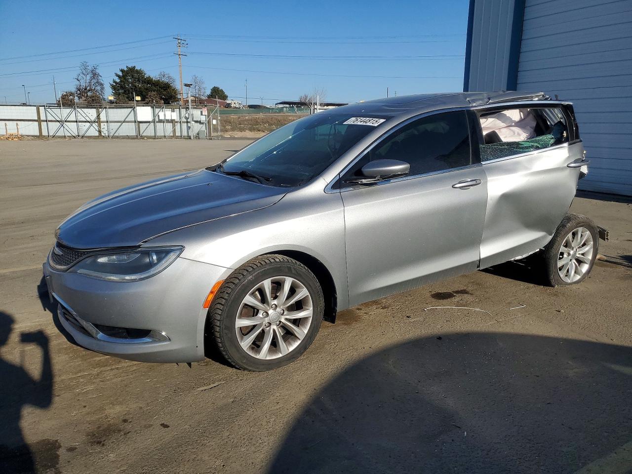 CHRYSLER 200 2015