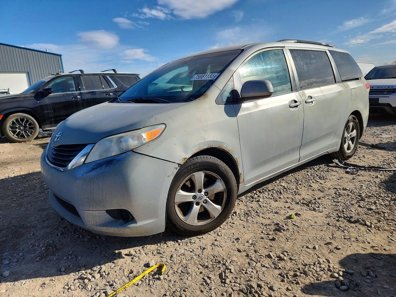 TOYOTA SIENNA 2013