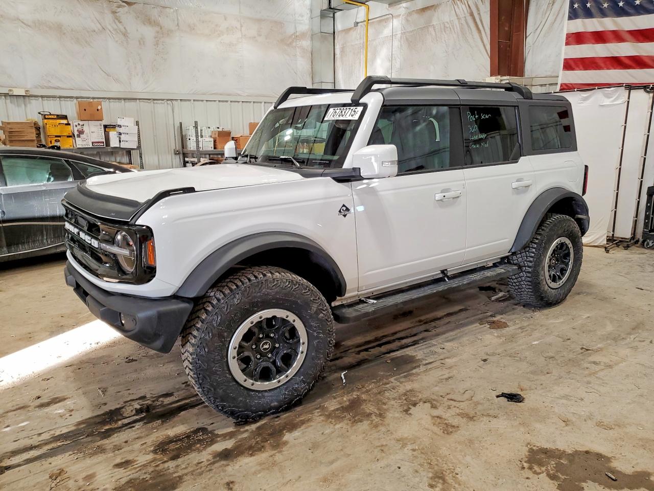 FORD BRONCO OUT 2024