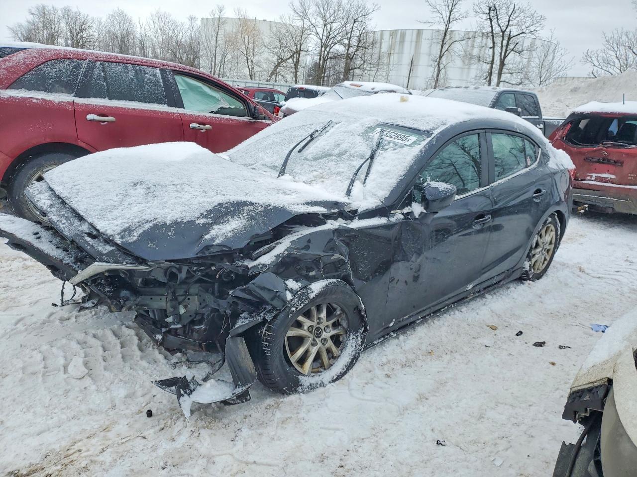 MAZDA 3 2015