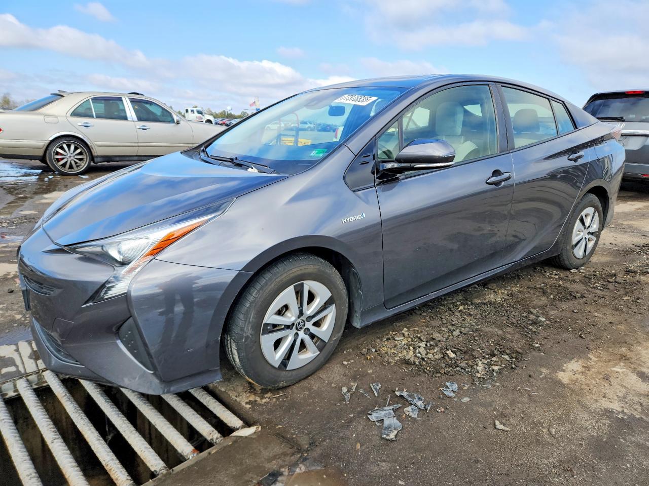 TOYOTA PRIUS 2016