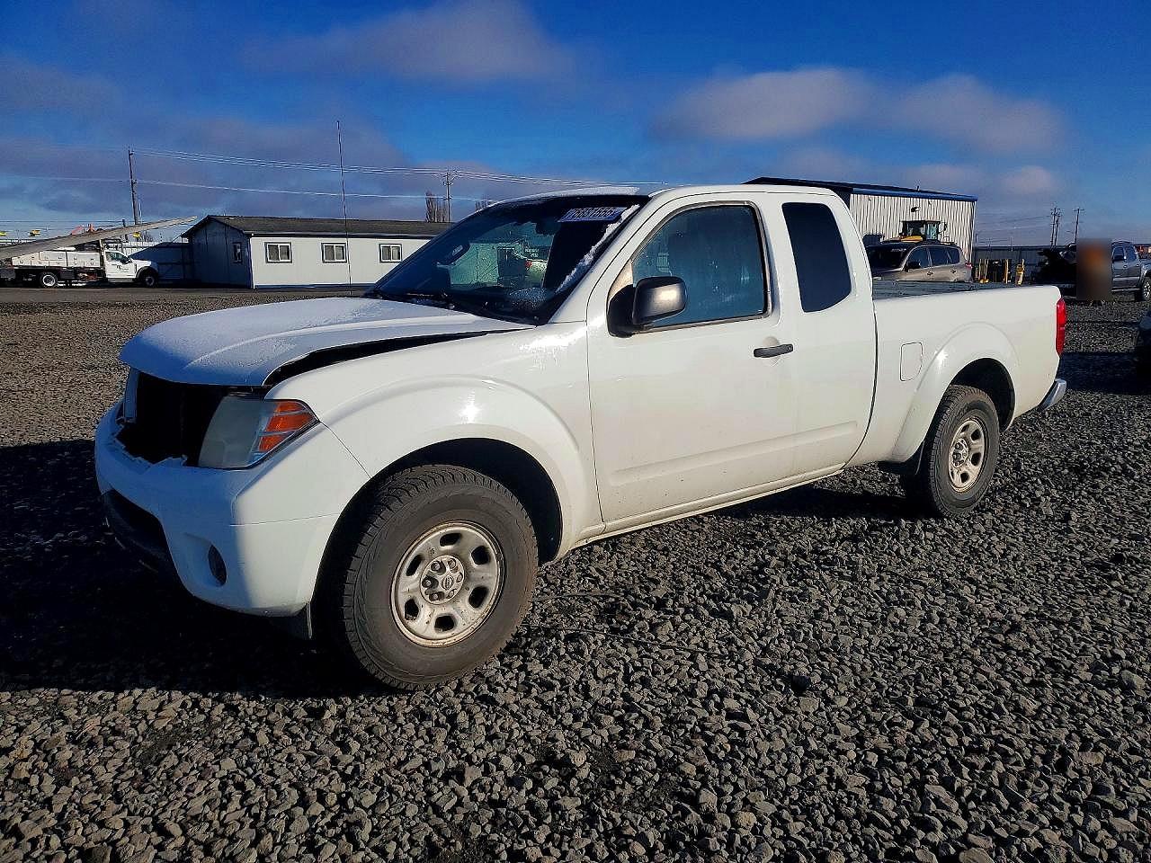 NISSAN FRONTIER 2014