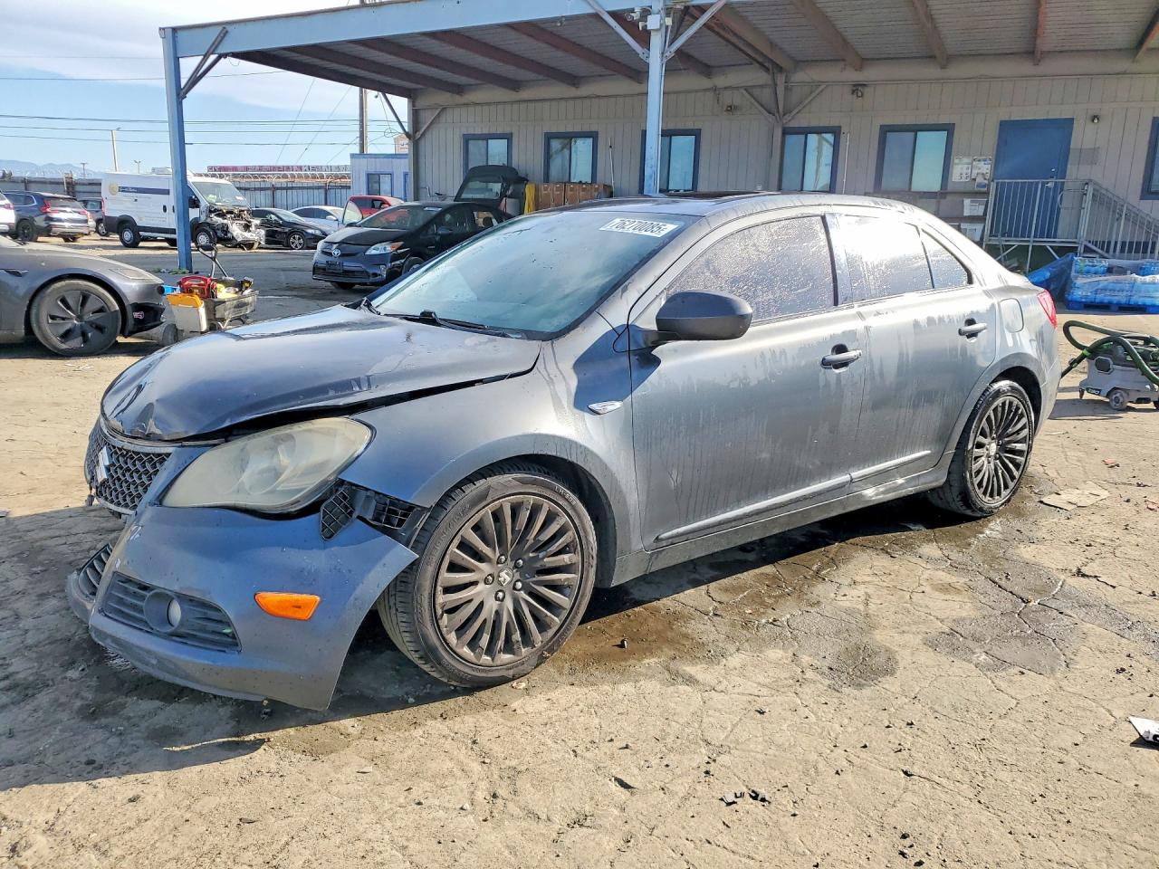 SUZUKI KIZASHI 2010