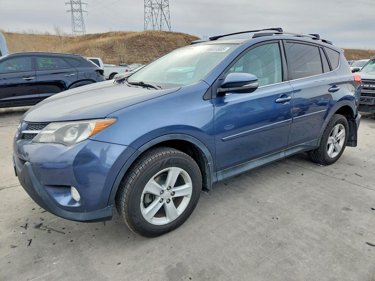 TOYOTA RAV4 2014