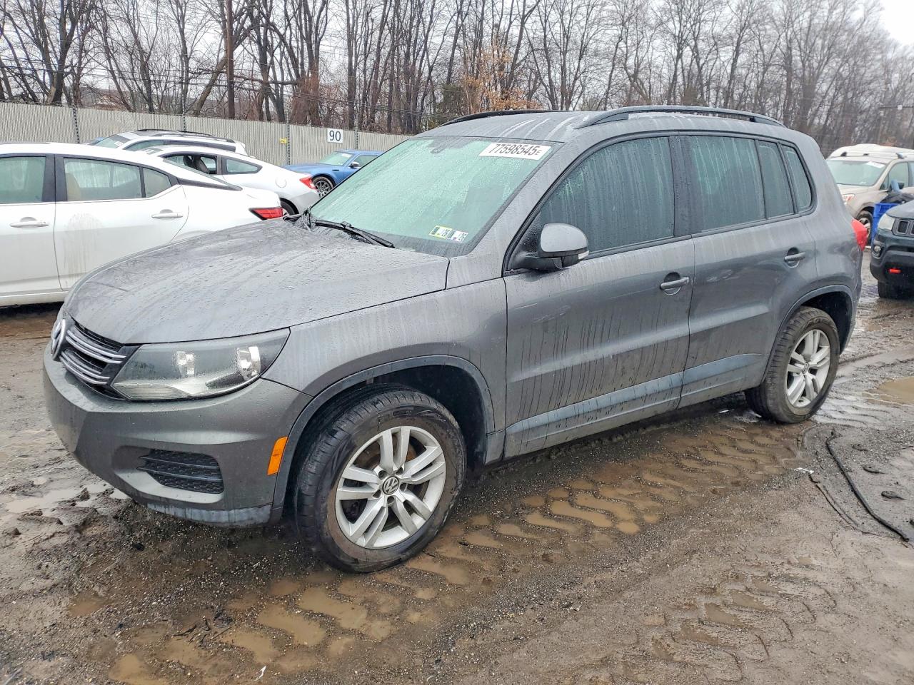VOLKSWAGEN TIGUAN 2016