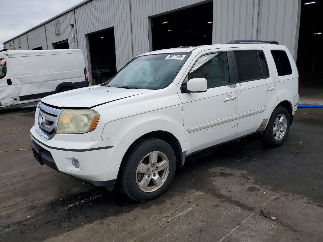 HONDA PILOT 2011