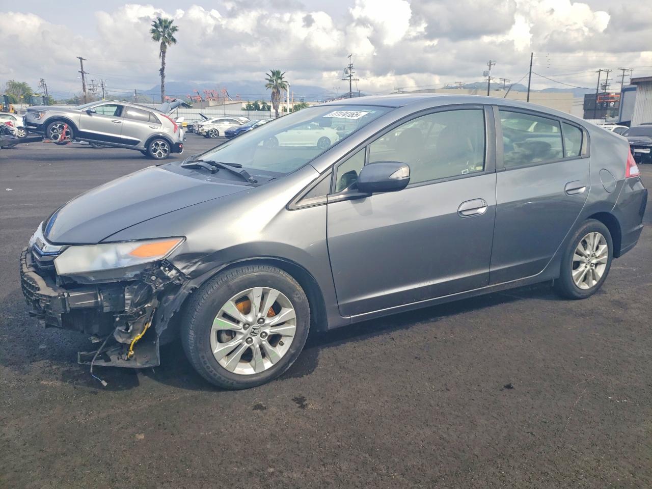 HONDA INSIGHT 2013