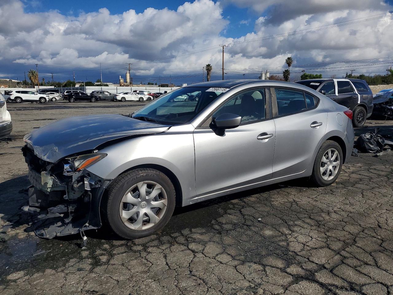MAZDA 3 2016