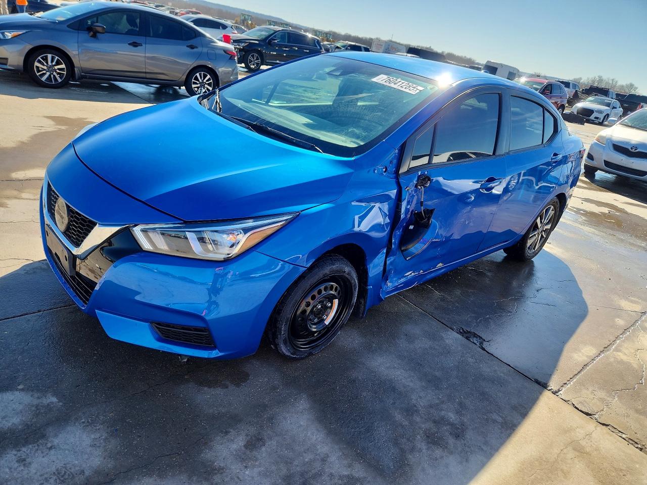 NISSAN VERSA 2020