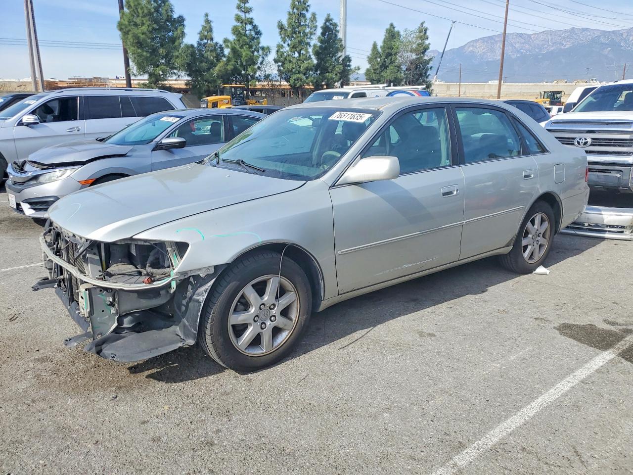 TOYOTA AVALON 2003