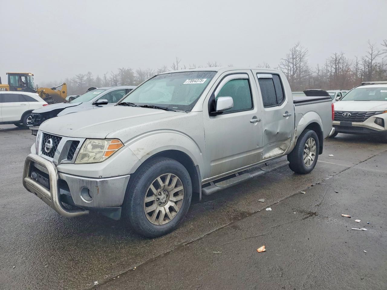 NISSAN FRONTIER 2011