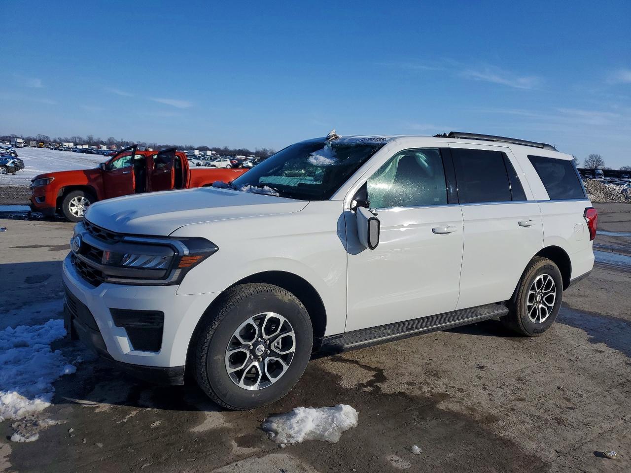 FORD EXPEDITION 2024