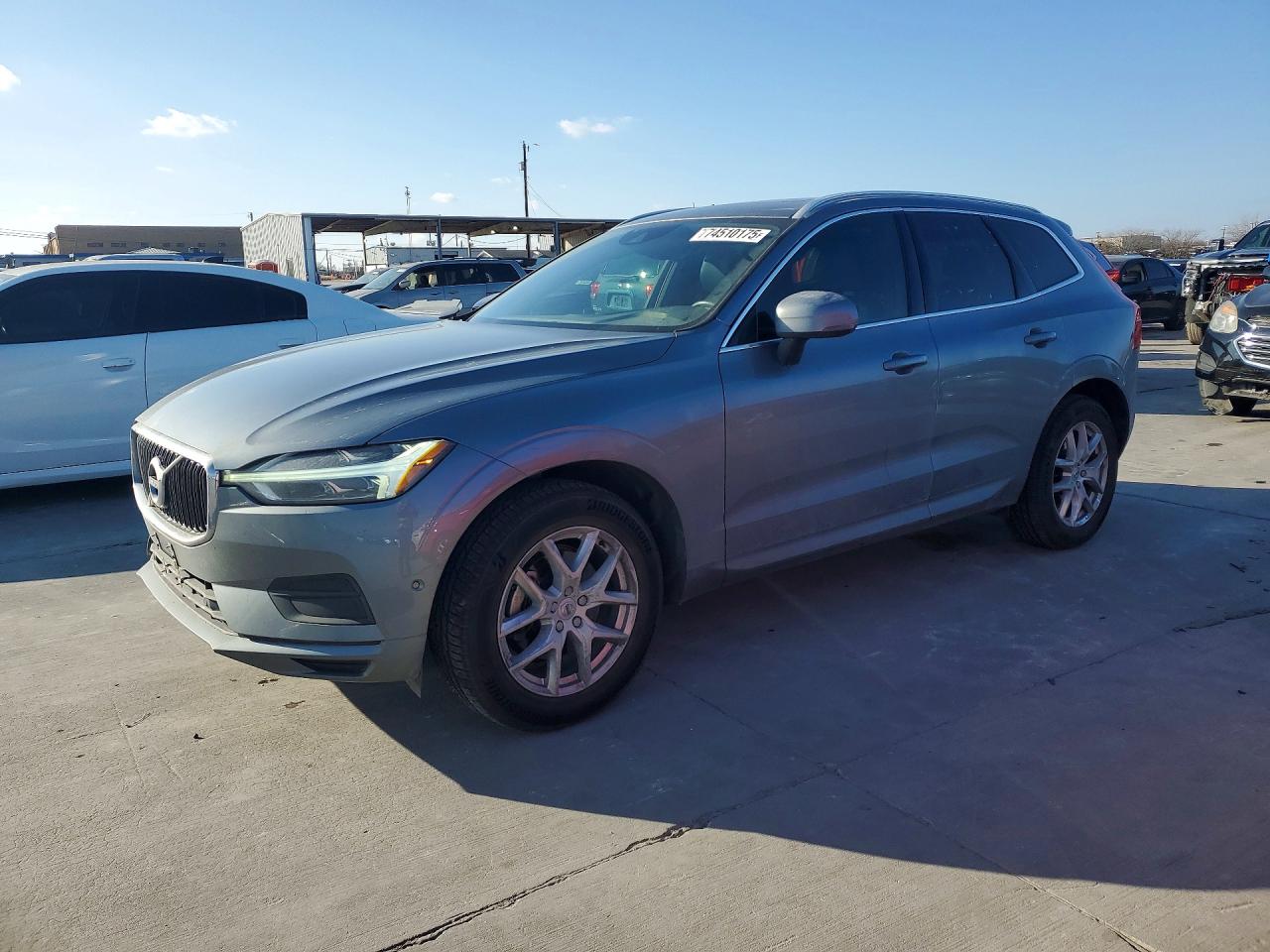 VOLVO XC60 2018