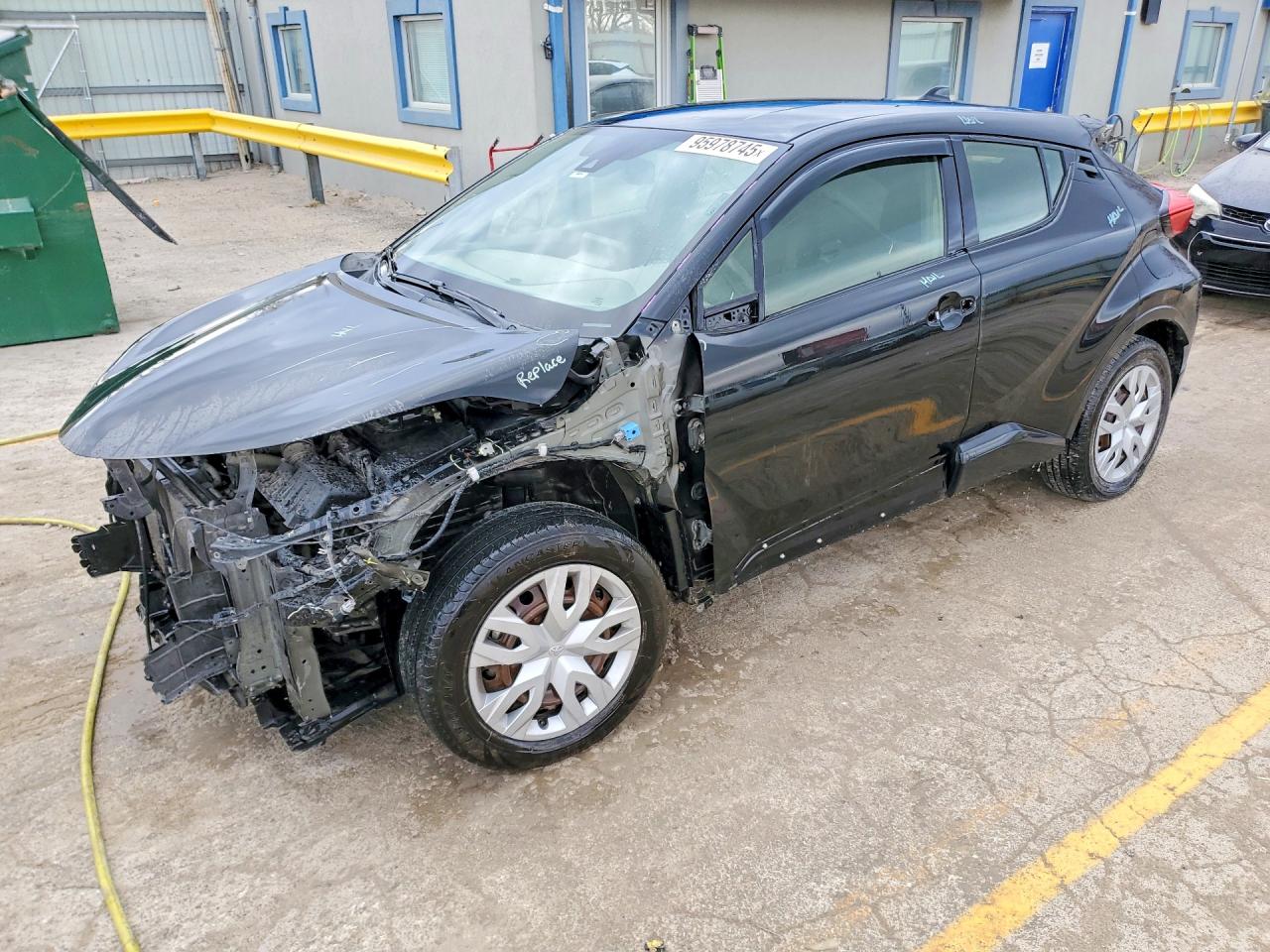 TOYOTA C-HR 2019