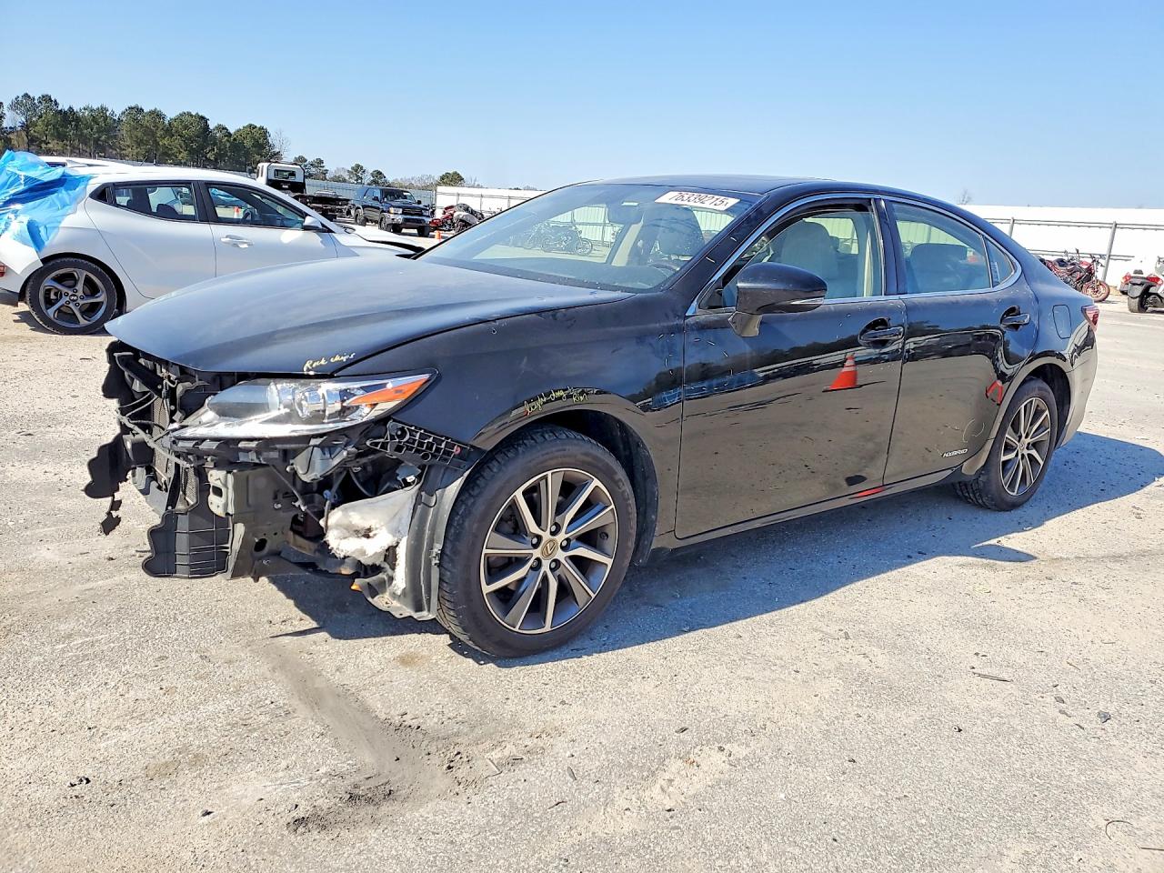 LEXUS ES 2016