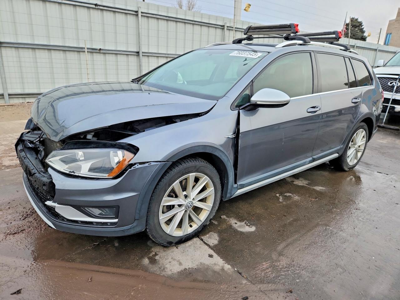 VOLKSWAGEN GOLF ALLTRACK 2017