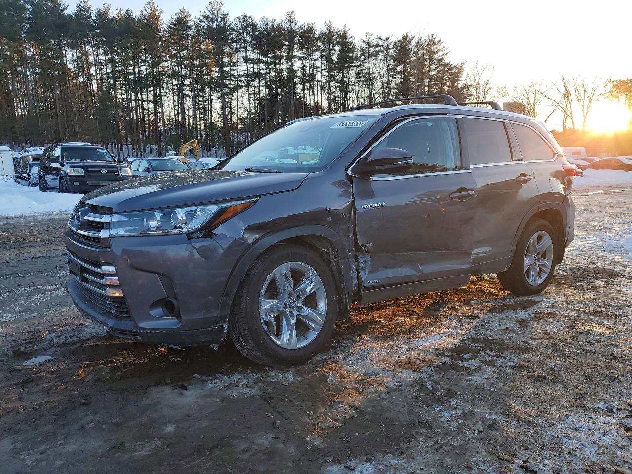 TOYOTA HIGHLANDER HYBRID 2018