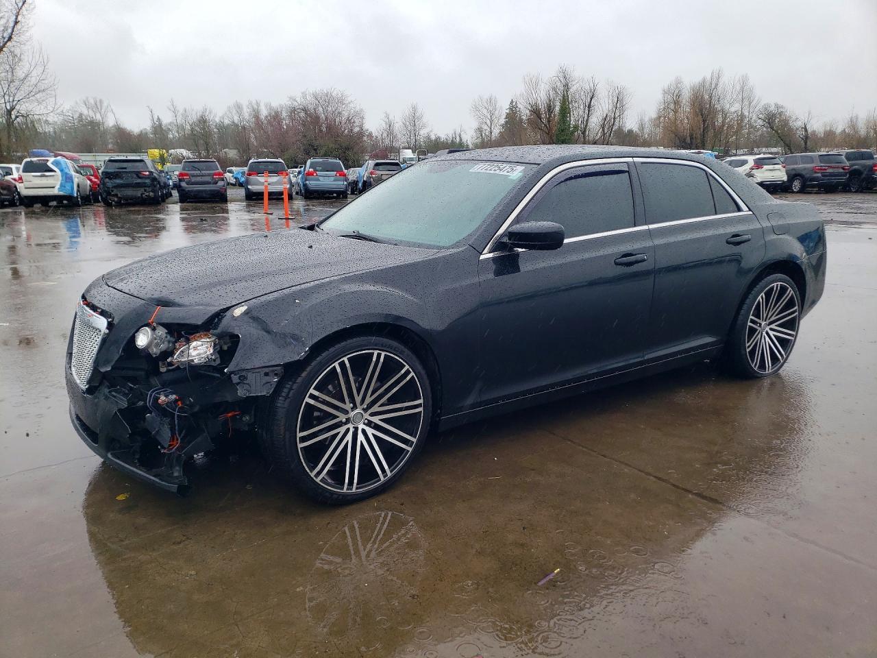 CHRYSLER 300 2013