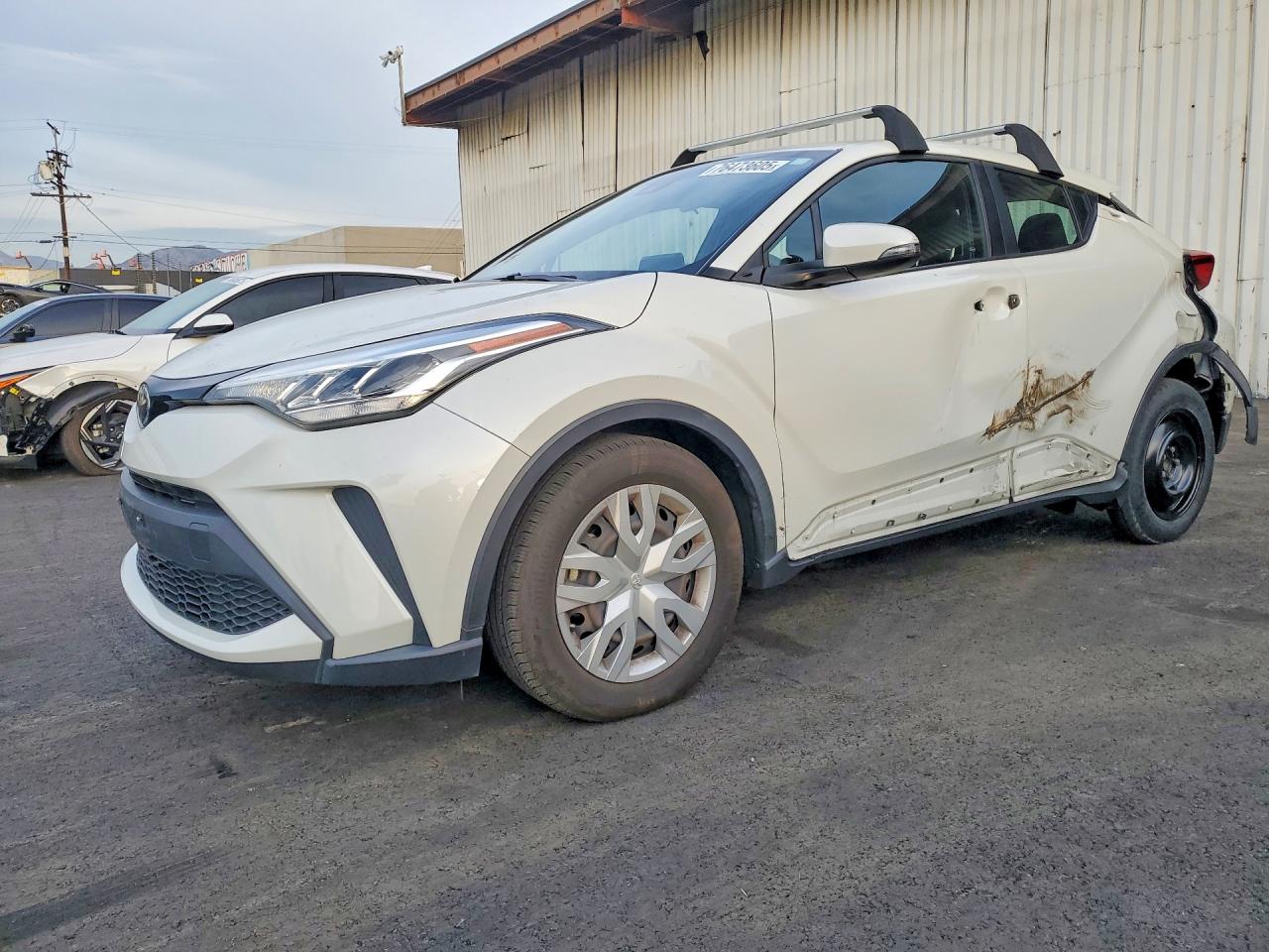 TOYOTA C-HR 2021