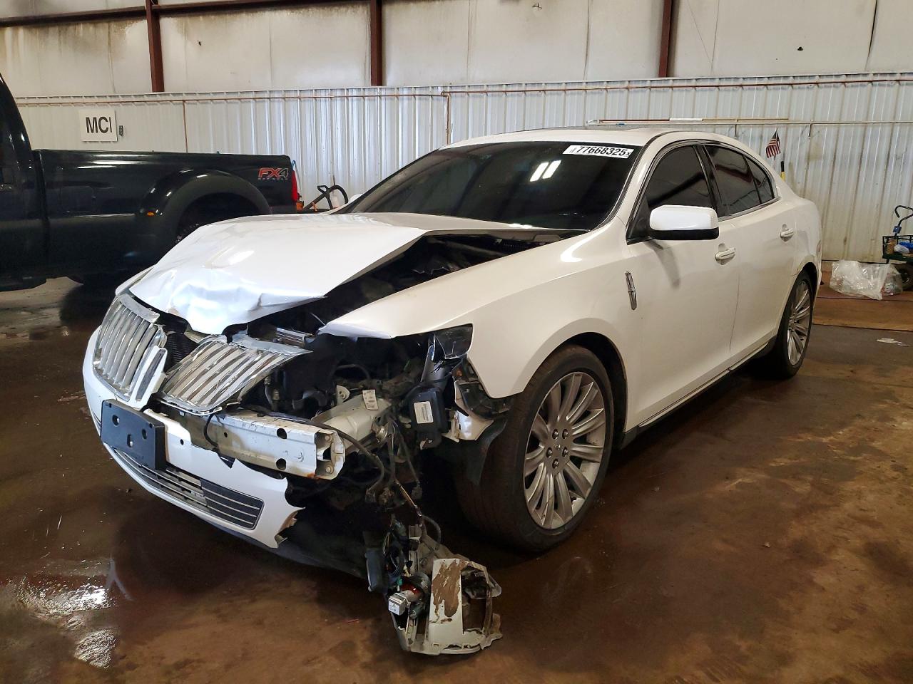 LINCOLN MKS 2011