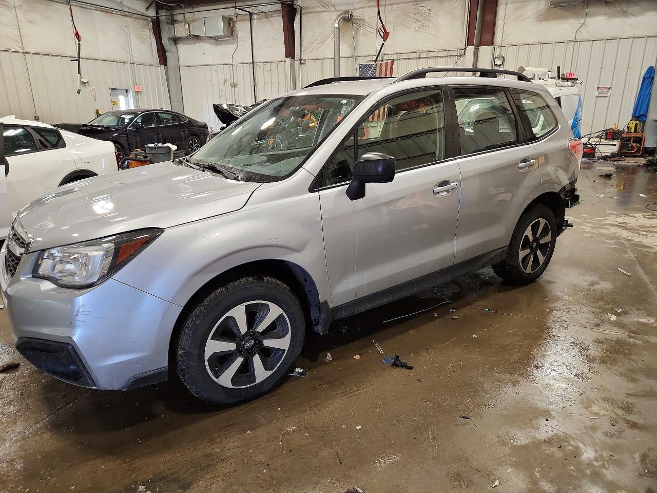 SUBARU FORESTER 2018