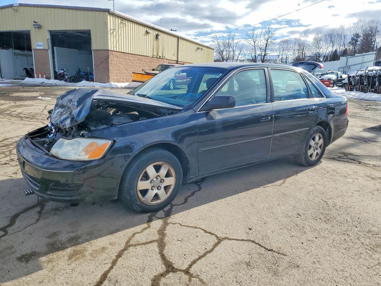 TOYOTA AVALON 2000