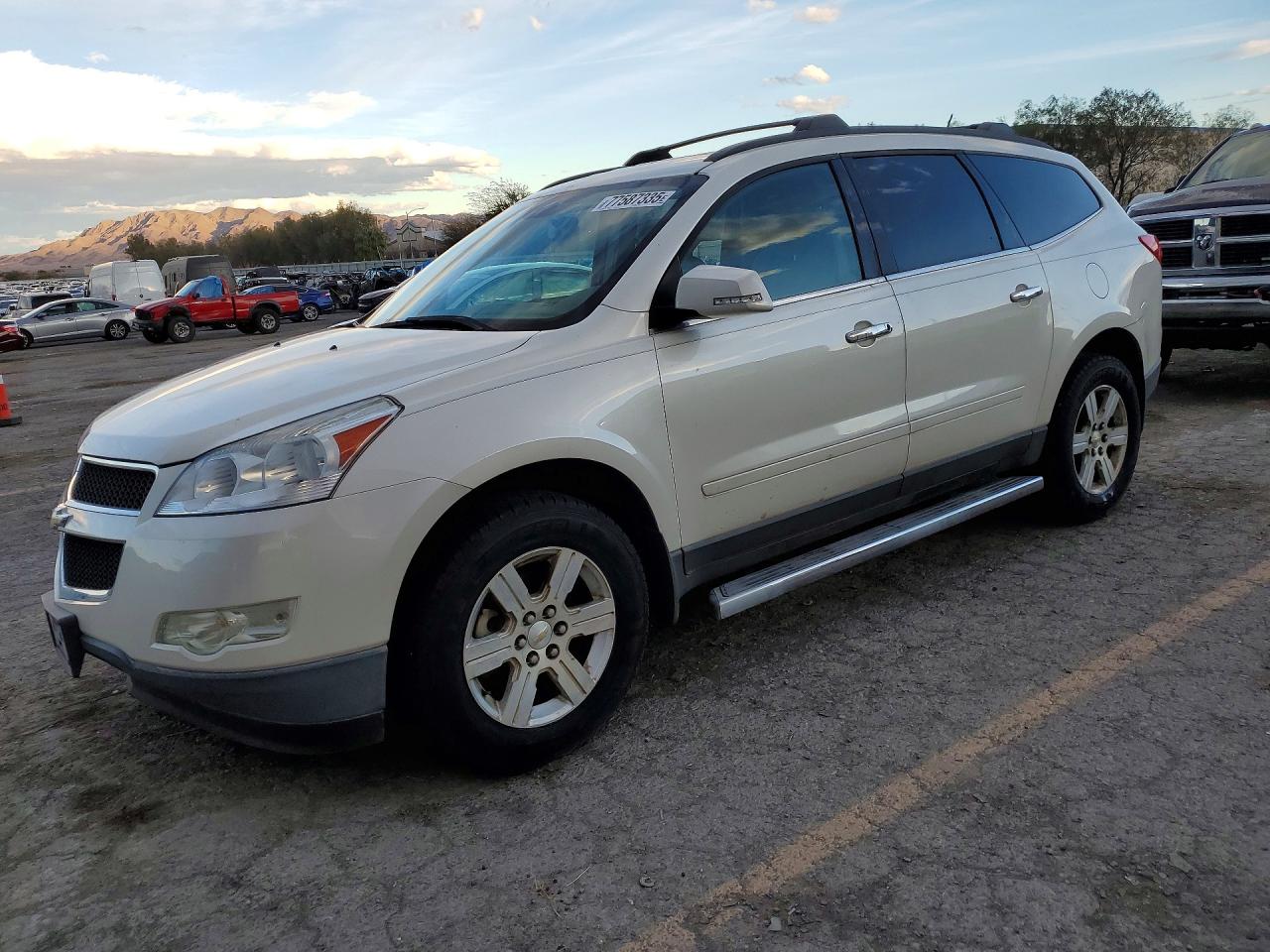 CHEVROLET TRAVERSE 2012